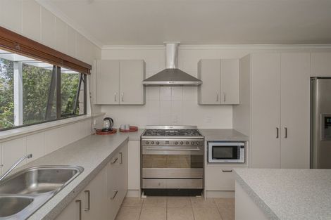 Photo of property in 10 Marquet Place, Tairua, 3508