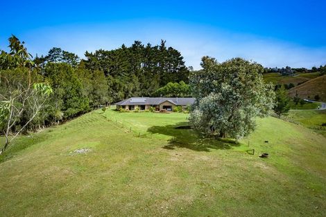 Photo of property in 135 Kennedy Road, Dairy Flat, Albany, 0792