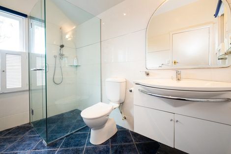 Photo of property in 5 Tauroa Road, Havelock North, 4130