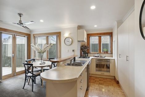 Photo of property in 63 Ellesmere Avenue, Miramar, Wellington, 6022