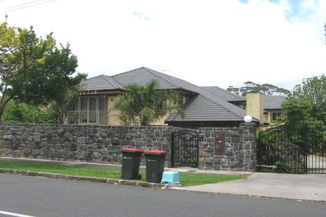 Photo of property in 112 Wheturangi Road, Greenlane, Auckland, 1051