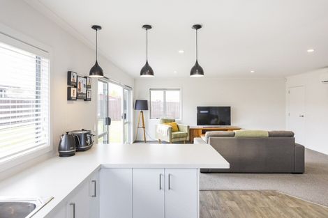 Photo of property in 21 Wescombe Grove, Feilding, 4702