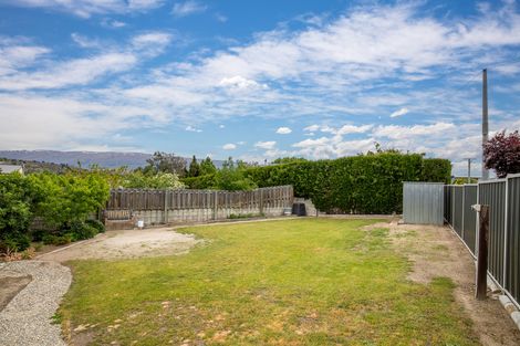 Photo of property in 2 Royal Terrace, Alexandra, 9320