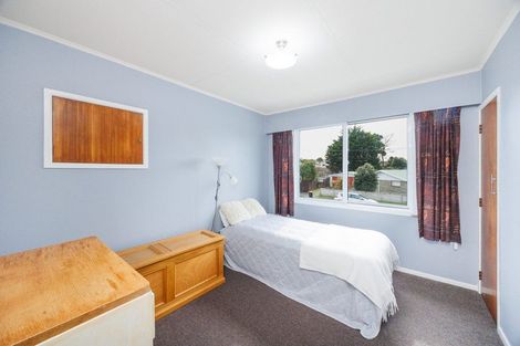 Photo of property in 2 Mcclure Street, Feilding, 4702