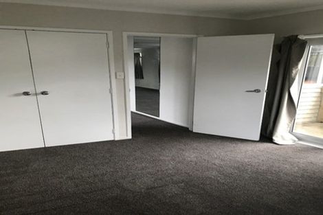 Photo of property in 10a Cambridge Road, Manurewa, Auckland, 2102