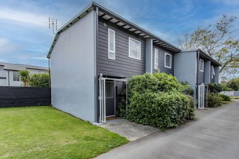 Photo of property in 4/43 Fendalton Road, Fendalton, Christchurch, 8014