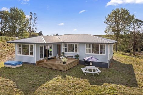 Photo of property in 24 Wrights Road, Raglan, 3295