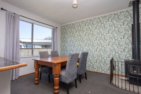 Photo of property in 11 Smith Street, Dannevirke, 4930