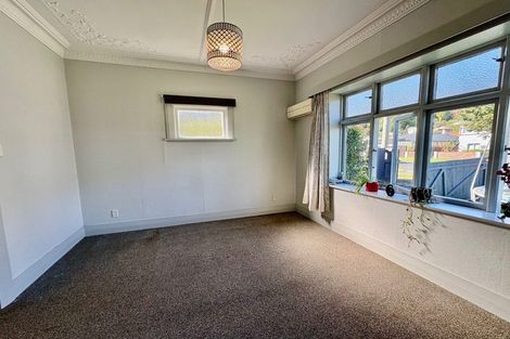 Photo of property in 5 Ainslee Place, North East Valley, Dunedin, 9010