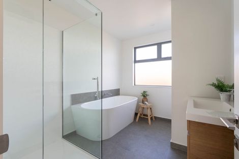 Photo of property in 39 Hanmer Crescent, Rangiora, 7400