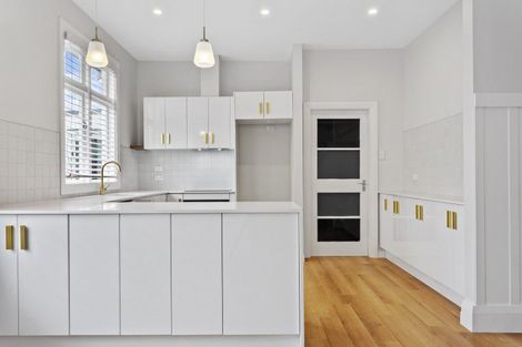 Photo of property in 1/19 Hills Road, Edgeware, Christchurch, 8013