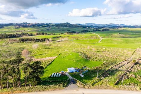Photo of property in 197 Ford Road, Whakapirau, 0583