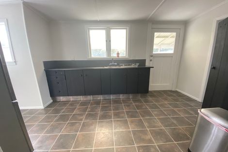 Photo of property in 78 Matai Street, Castlecliff, Whanganui, 4501