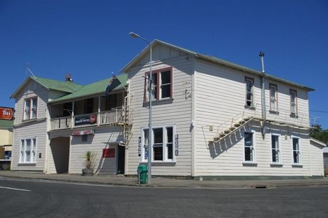 Photo of property in 21 Coronation Street, Belmont, Auckland, 0622