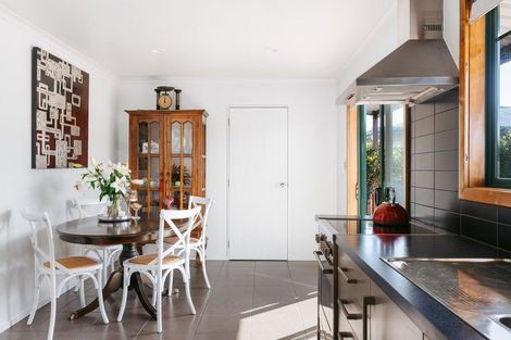 Photo of property in 44b Watling Street, Gate Pa, Tauranga, 3112