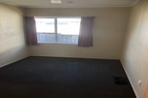 Photo of property in 29 Vodanovich Road, Te Atatu South, Auckland, 0610