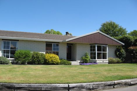 Photo of property in 21a Kingham Place, Avonhead, Christchurch, 8042
