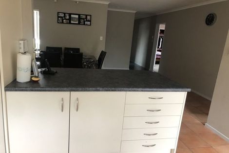 Photo of property in 40 Ridgeway Road, Pukekohe, 2120