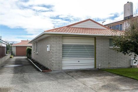 Photo of property in 10 Massey Street, Westown, New Plymouth, 4310