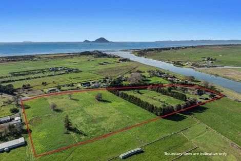 Photo of property in 9 Moore Road, Thornton, Whakatane, 3194