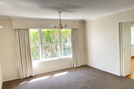 Photo of property in 875 Beach Road, Waiake, Auckland, 0630