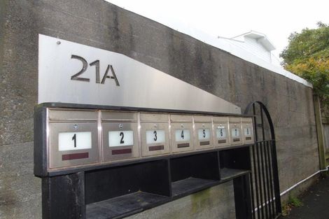 Photo of property in 21af1 Talavera Terrace, Kelburn, Wellington, 6012