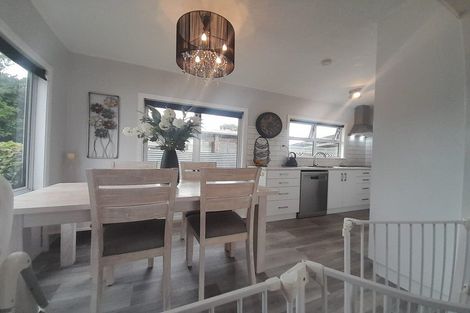 Photo of property in 28 Apollo Parade, Milson, Palmerston North, 4414