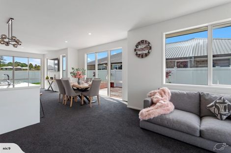 Photo of property in 13 Kakariki Drive, Coastlands, Whakatane, 3120