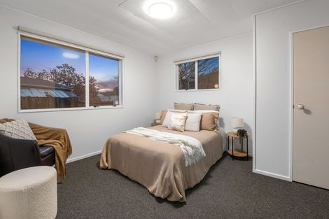 Photo of property in 6 Augustus Earle Place, Pukehangi, Rotorua, 3015