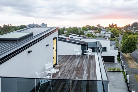 Photo of property in 51 Anglesea Street, Hamilton Central, Hamilton, 3204