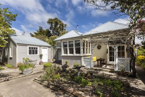 Photo of property in 86 Colombo Street, Beckenham, Christchurch, 8023