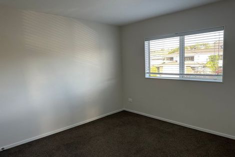 Photo of property in 77 Granville Drive, Massey, Auckland, 0614