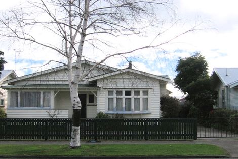 Photo of property in 23 Argyle Avenue, Takaro, Palmerston North, 4410