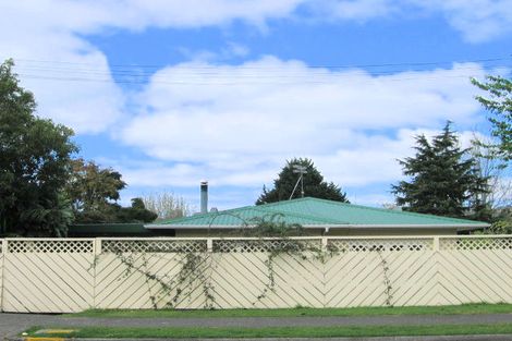 Photo of property in 25 Windsor Road, Bellevue, Tauranga, 3110