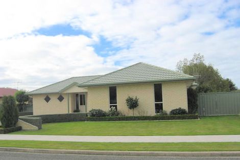 Photo of property in 16 Hannah Place, Holmes Hill, Oamaru, 9401