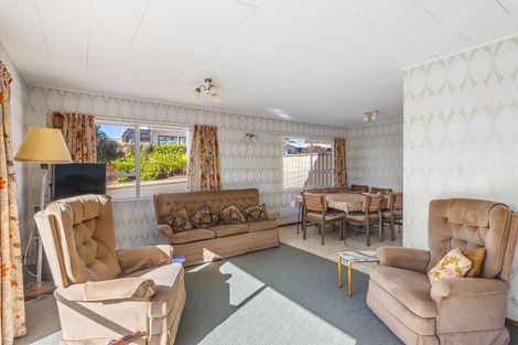 Photo of property in 50 Queens Road, Waikanae Beach, Waikanae, 5036