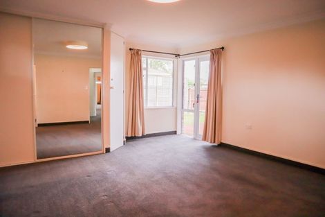 Photo of property in 229 Avonhead Road, Avonhead, Christchurch, 8042