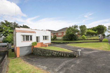 Photo of property in 15 Fowlds Avenue, Sandringham, Auckland, 1025
