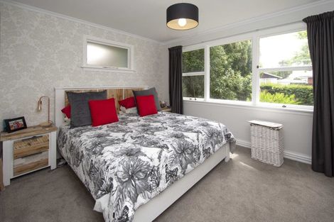 Photo of property in 9 Waiau Street, Cracroft, Christchurch, 8025