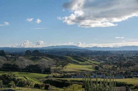 Photo of property in 22 Raptor Way, Welcome Bay, Tauranga, 3175