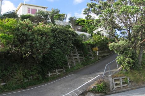 Photo of property in 32 Totara Road, Miramar, Wellington, 6022