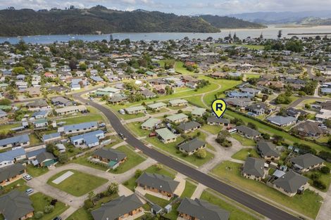 Photo of property in 8 Seascape Avenue, Whitianga, 3510