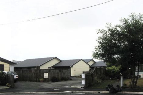 Photo of property in 27 Westcott Street, Dallington, Christchurch, 8061