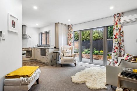 Photo of property in 121c Jeffreys Road, Strowan, Christchurch, 8052