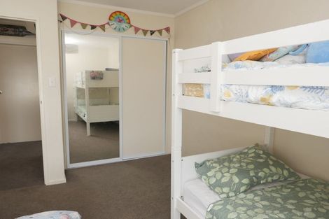 Photo of property in 31 Penryn Drive, Camborne, Porirua, 5026