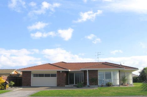 Photo of property in 11 Ngamotu Place, Mount Maunganui, 3116