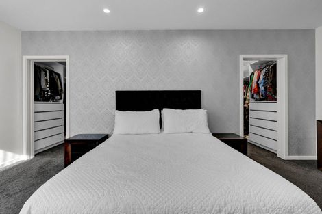 Photo of property in 24 Kotare Drive, Waiwhakaiho, New Plymouth, 4312