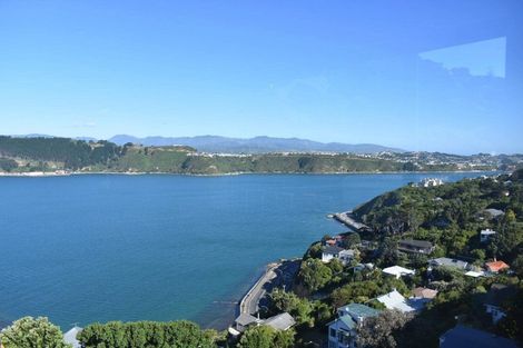 Photo of property in Grafon Court Flats, 7/53 Grafton Road, Roseneath, Wellington, 6011