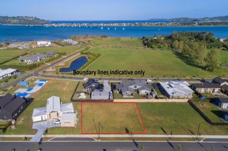 Photo of property in 5 Shearwater Lane, Point Wells, 0986