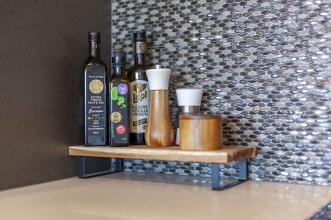 Photo of property in 3 Hihi Place, Waikanae, 5036